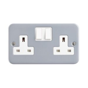 Metal Clad 13A 2 Gang Switched Socket MC422